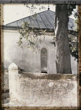 Image représentant Fenêtre de Mosquée en pierre ajourée