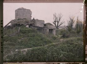 Image représentant France, Condé s/ Suippe, Blockhauss s/ les bords de la Suippe