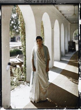 Image représentant Jeune fille parsie