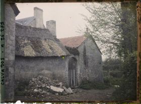 Image représentant Maison à toit de chaume