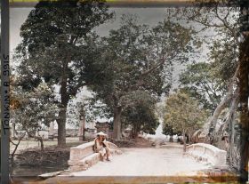 Image représentant Un pont à l'entrée d'un village