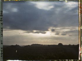 Image représentant Soleil couchant, vue vers Tours