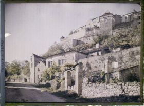 Image représentant Les remparts côté est de la ville