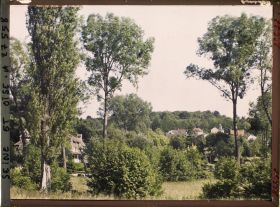Image représentant France, Les Mesnuls, Environs du Chateau