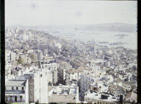 Image représentant Panorama sur le bas de la Corne d'Or et l'entrée du Bosphore pris de la tour de Galata (rive gauche, nord)