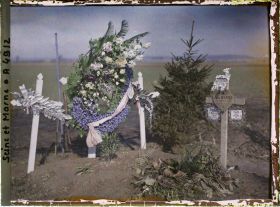 Image représentant France, Entre Villeroy et Neufmontiers. L'autre extrémité de la Tombe de Péguy