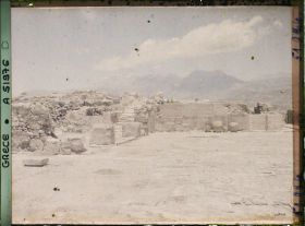 Image représentant Palais. L'angle nord-ouest de la cour centrale