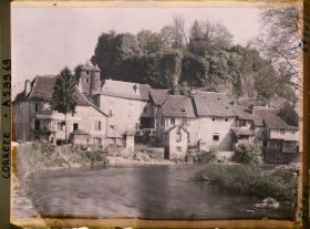 Image représentant Le village sur la Vézère
