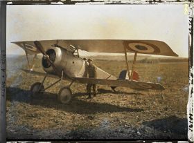Image représentant Avion chasseur biplan Nieuport 17