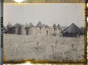 Image représentant Un tata (case) en pays somba