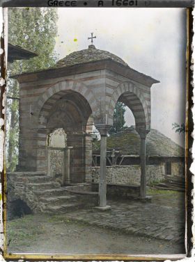 Image représentant Mont Athos, Karyès, Fontaine de Coutloumousson