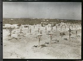 Image représentant France, Sur le plateau de Vauclerc, le Cimetière