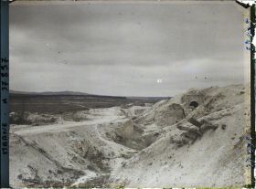 Image représentant France, La Pompelle, Courtine Sud Ouest et, au fond, le fort de Nogent l'Abbesse