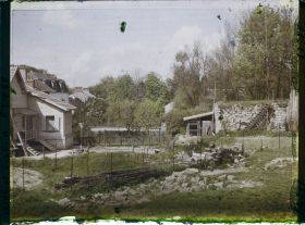 Image représentant Ile de France, Mery-s-Oise, Un coin du village
