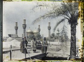 Image représentant La grande mosquée chiite d'Al Kazimiya (XVIe s)