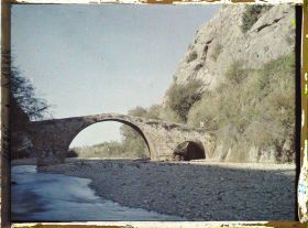 Image représentant Pont arabe dans les gorges du Nahr-el-kelb