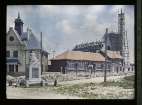 Image représentant France, Ablain-St Nazaire, Mairie, Ecoles, Mont aux Morts et Eglise