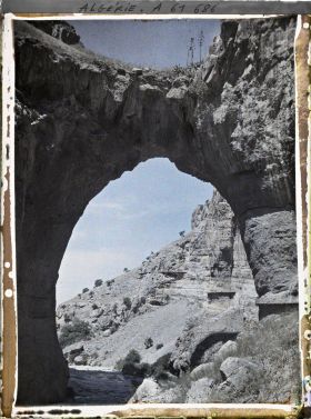 Image représentant Au fond des gorges du Rhumel