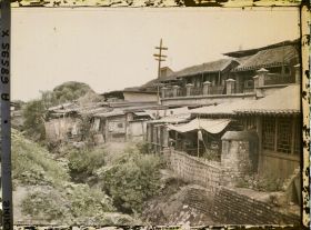 Image représentant Dans un village