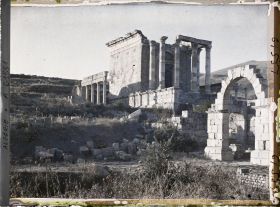 Image représentant Le temple Septimien, vestiges de la cité antique Cuicul