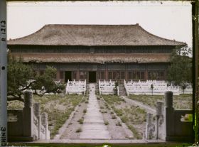 Image représentant Ming Shisanling (" Treize Tombeaux des Ming ")