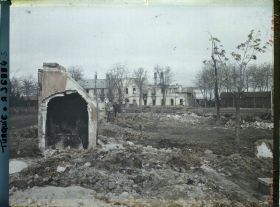 Image représentant Turquie, Eski-Ckehir, Une vue vers les ruines de la Gare