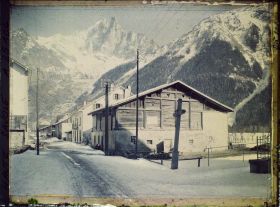 Image représentant France Les Alpes, Praz, Vallée de Chamonix, Le Village des Praz, l'Aiguille Verte et l'Aiguille du midi