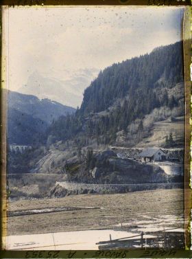 Image représentant France Les Alpes, Vallée de Chamonix ; Vallée de l'Arve et Mont Joly au Soleil Couchant