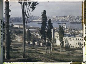 Image représentant Le haut de la Corne d'Or depuis Kulaksiz Mezarligi (?)