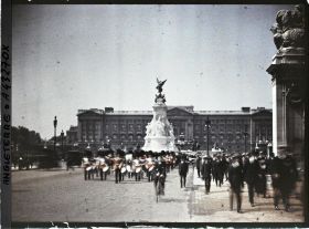 Image représentant La relève de la garde