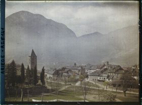 Image représentant Vue générale ; à droite, l'entrée de la vallée du Vicdessos