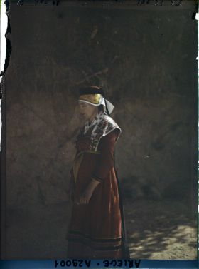 Image représentant Femme Bethmalaise