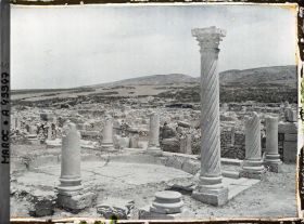 Image représentant La maison aux colonnes