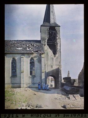 Image représentant France, Maixe, Le Clocher tronqué avec groupe de femmes