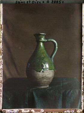 Image représentant Bouteille en grès vernissé des collections du musée de Sèvres