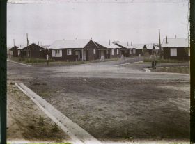 Image représentant France, Aulnoye, Cité N° 2 Une future place