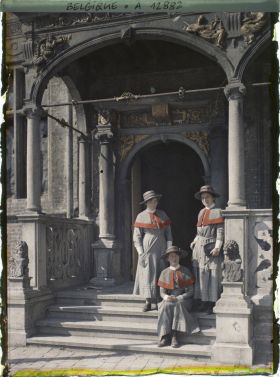 Image représentant Belgique, Furnes, Hôtel de Ville Nurses