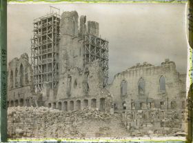 Image représentant Belgique, Ypres, Vestiges de la façade Nord des Halles