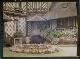 Image représentant Communs du château des Fontaines : la "Maison normande"