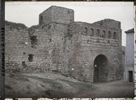 Image représentant Espagne, Burgos, Puerta S. Esteban, vue prise de l'intérieur