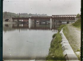 Image représentant Belgique, Namur, Occupation française, Le Pont du Chin de fer sur la Meuse rétabli