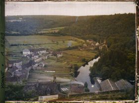 Image représentant La vallée du Cousin, vue prise de la promenade dite des Terreaux Petite Porte
