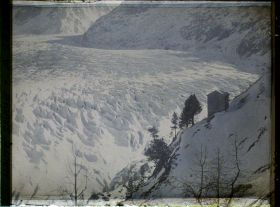 Image représentant France Les Alpes, La mer de Glace, Aspect des Crevasses de la mer de glace au Montanvers 1908m