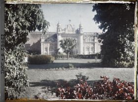 Image représentant Le fort (Porte de SHIVA (?), vue des jardins)