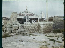 Image représentant France, Lens, Ruines de l'Eglise et boutique de Conféctions