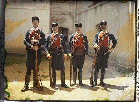 Image représentant Groupe de soldats crétois