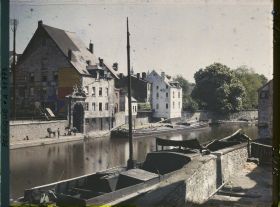 Image représentant Belgique, Namur, Vieilles maisons sur les bords de La Sambre