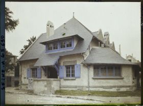 Image représentant L'Exposition des arts décoratifs, VIillage français, Maison de Bretagne (Ty-Breiz)