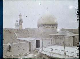 Image représentant Dômes et minarets de la mosquée funéraire d'Ali, gendre du prophète