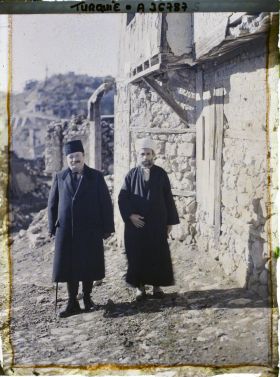 Image représentant Turquie, Biledjik, Gouverneur Adil Bey Mufti, Arrif Effendi